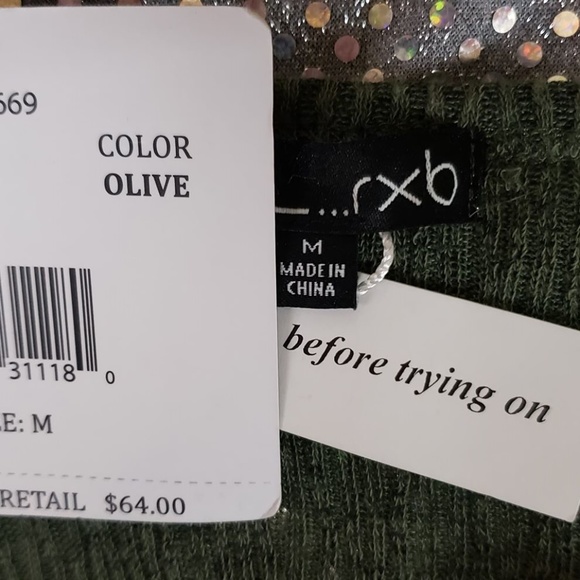 NWT Asymmetrical Olive Longsleeve Lace Overlay Top - Picture 3 of 3